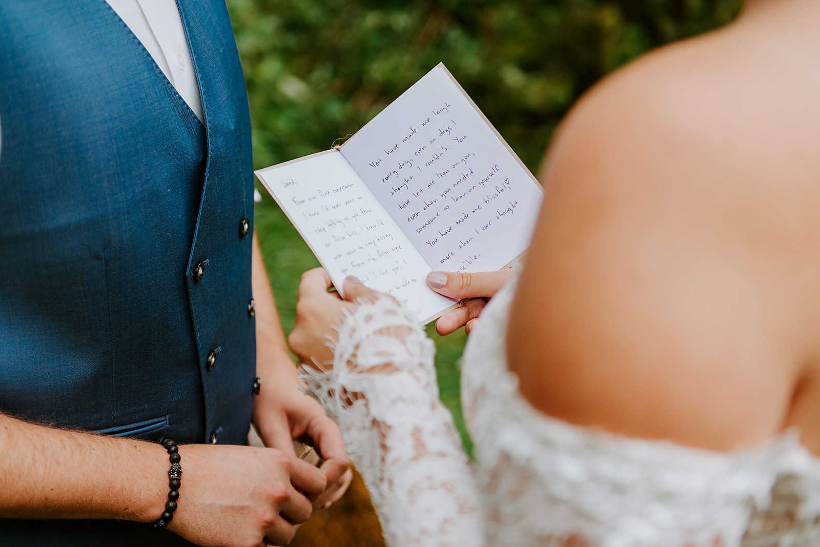 Adventure elopement couple