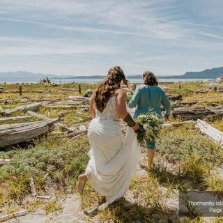 Hilary & Shay Elopement - Thormanby Island