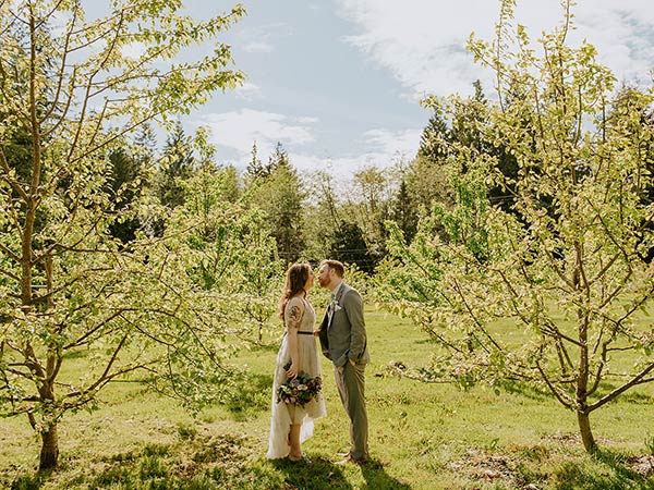 Kendra & Lee Intimate Wedding | Banditry Cider